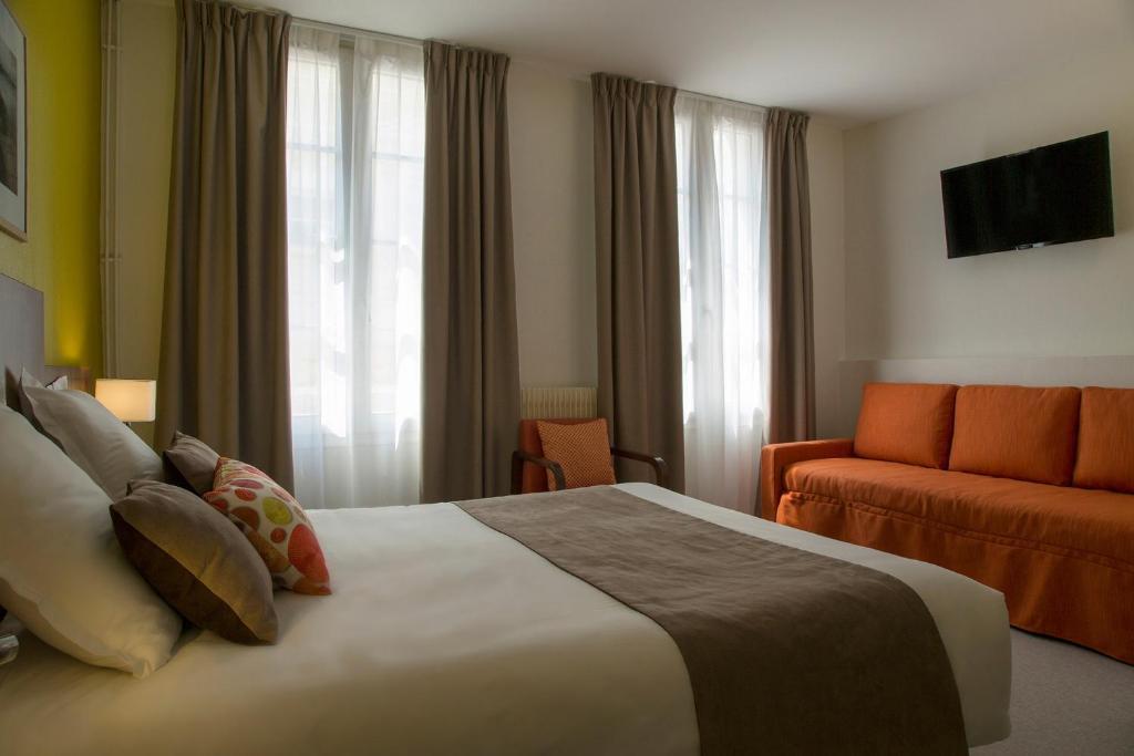 Logis Hotel Chaptal, Амбуаз Экстерьер фото